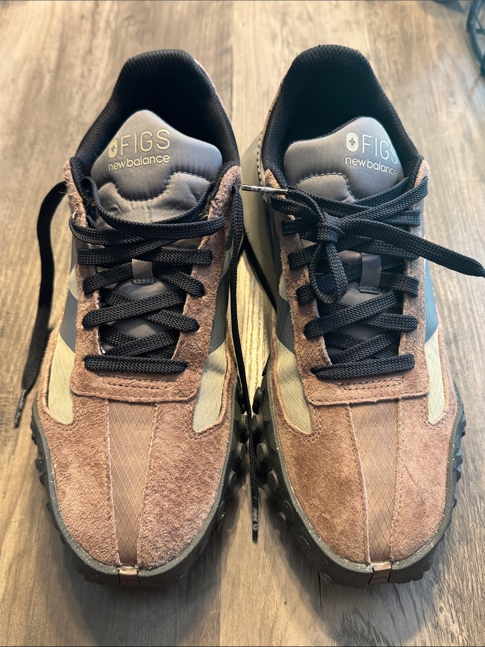 New Balance x FIGS XC-70 Men’s Smokey Toupe Suede Sneakers